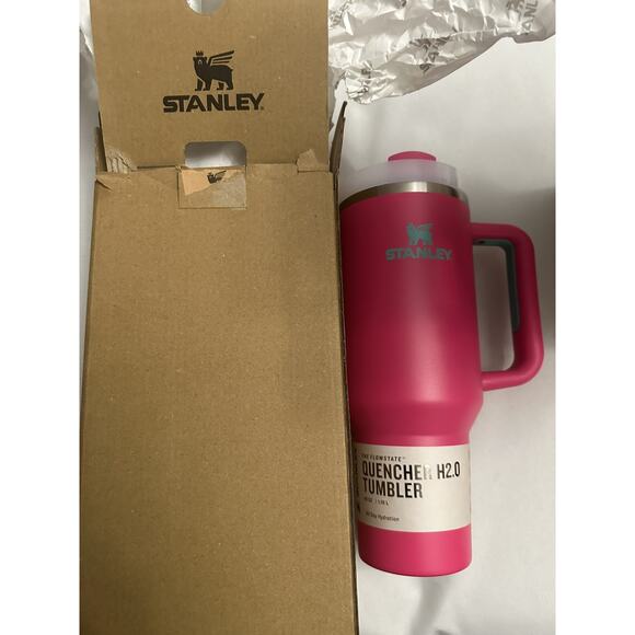 Stanley 40 oz Tumbler Quencher H2.0 Passion Pink NWT - Picture 9 of 9